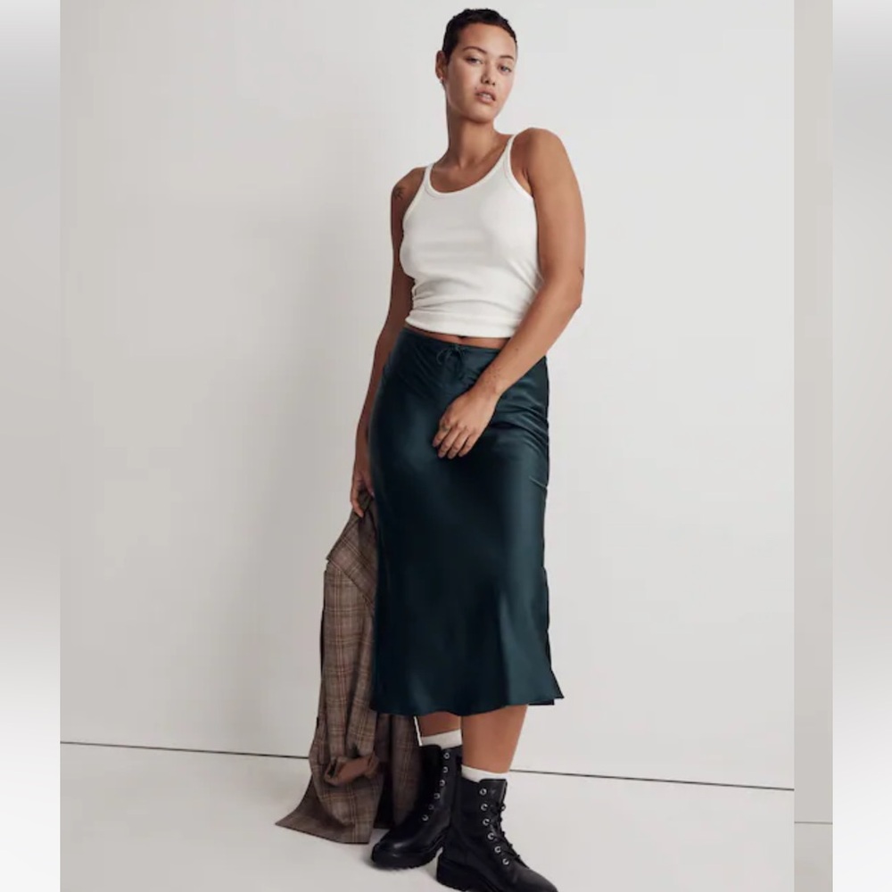 Madewell Drawstring Satin Midi Slip Skirt in Smoky Spruce Green Size 10